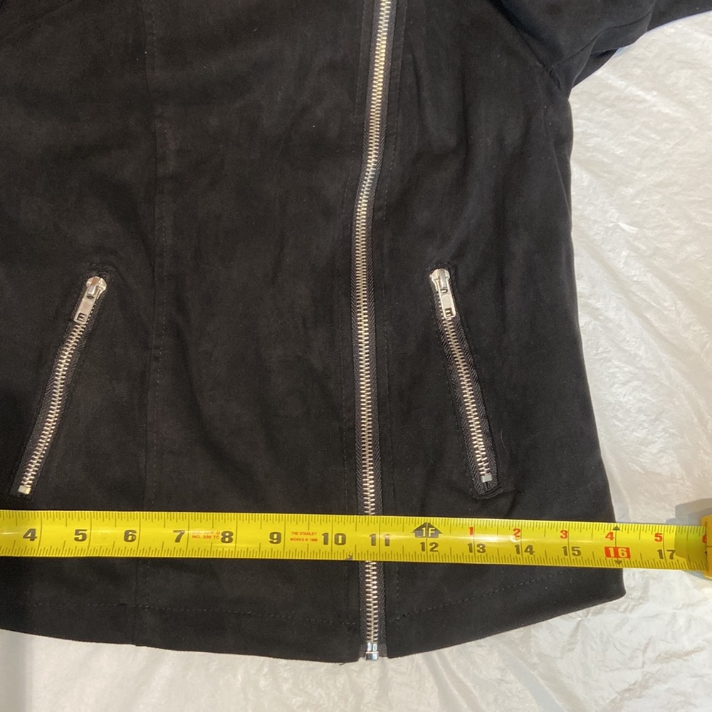 Forever 21 Zippered Black Lined Jacket - Picture 12 of 14